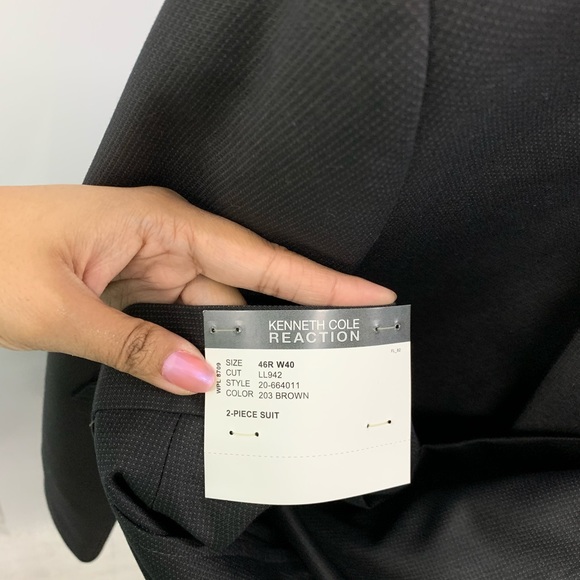 3 Kenneth Cole reaction suits mint - Picture 8 of 8